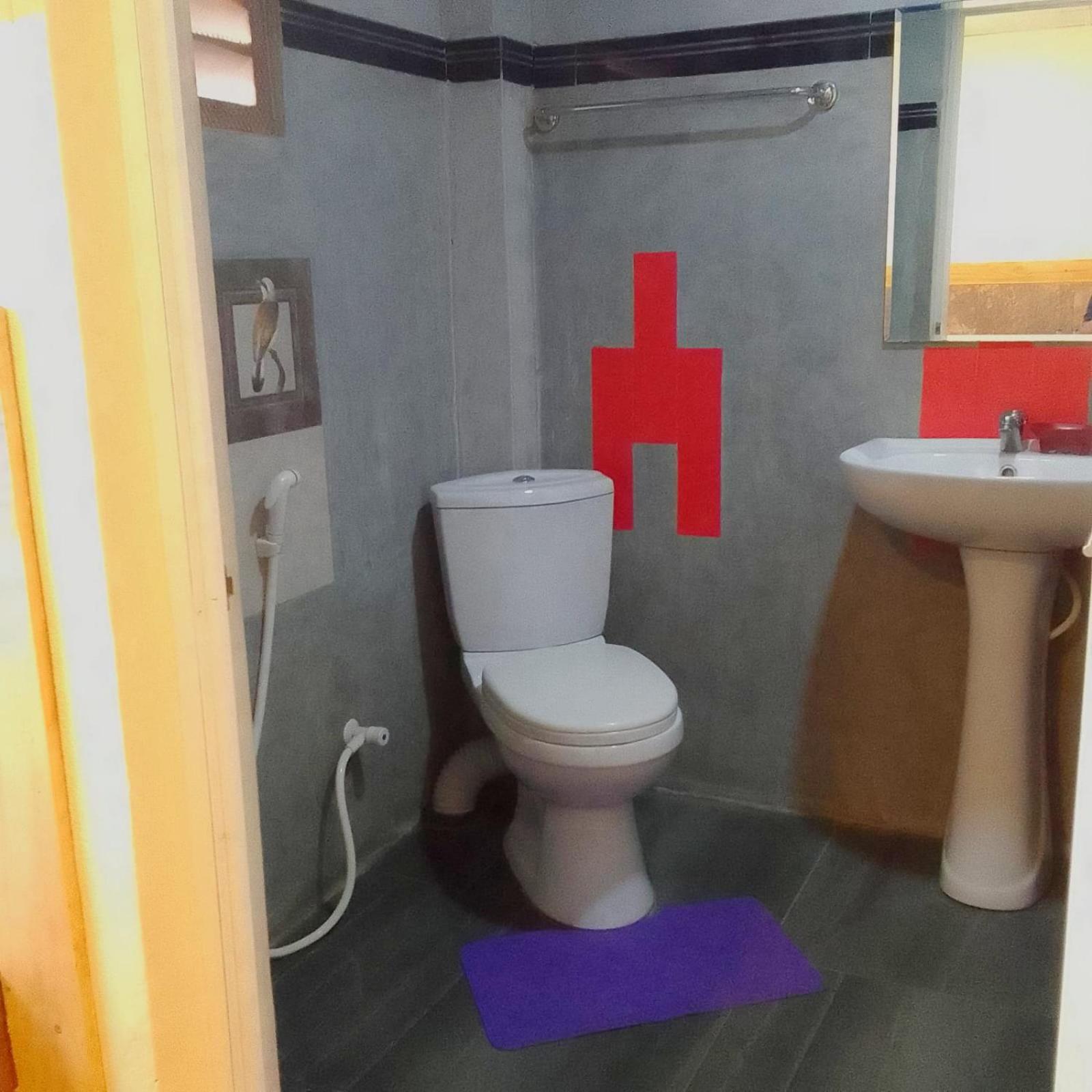 Yak City Apartments 康提 外观 照片