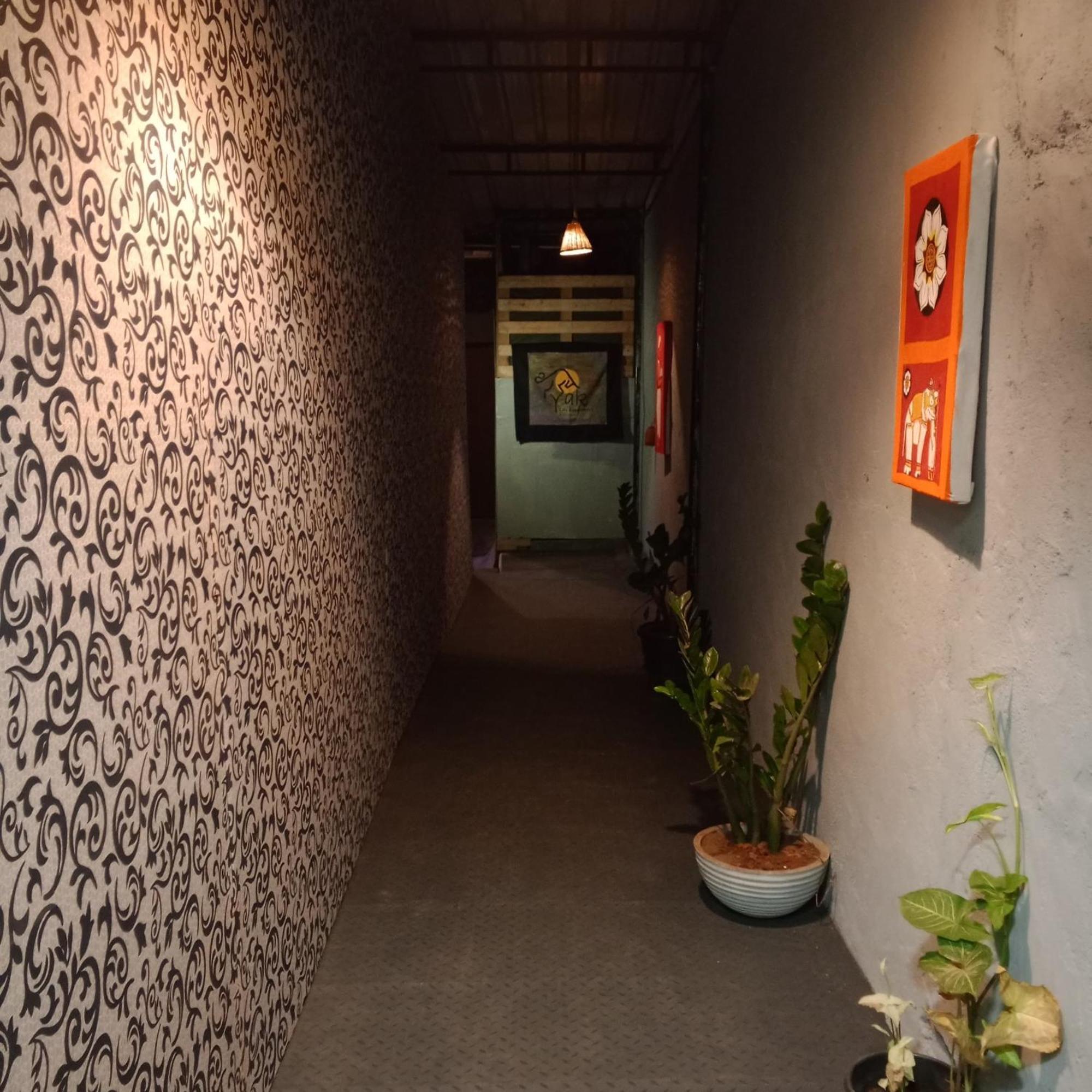 Yak City Apartments 康提 外观 照片